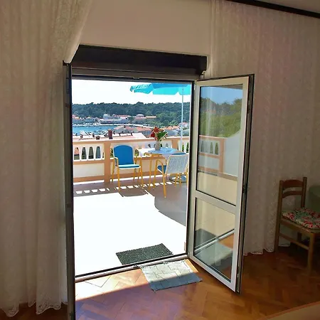 Apartment Kata Mit Panoramablick Auf Stadt Rab Town